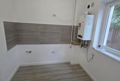 Garsonieră semidecomandată în Baza 3 - 8