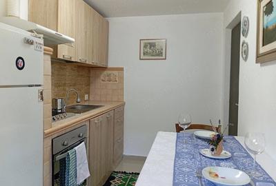 Apartament cu 3 camere decomandat în Ferentari - 3