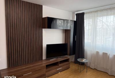 Apartament cu 2 camere decomandat în Pieptănari - 2