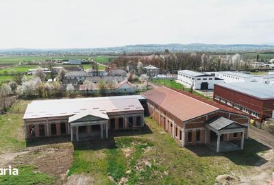 Spațiu comercial, de 1,800 mp, în Central - 13