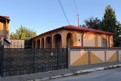 Casă cu 3 camere cu Teren 257 Mp în Port