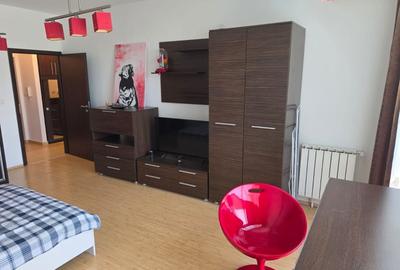 Garsonieră decomandată în Complex Studențesc - 2