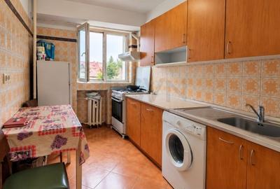 Apartament cu 3 camere decomandat, mobilat în Iancului