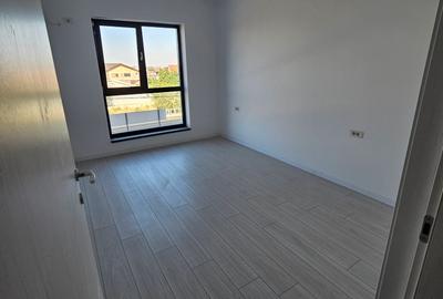 Apartament cu 3 camere semidecomandat în Fundeni - 3