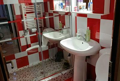 Apartament cu 2 camere decomandat în George Enescu