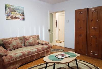 Apartament cu 2 camere decomandat în 15 Noiembrie - 4