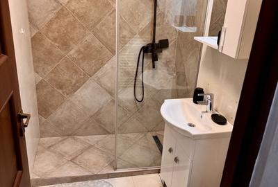 Apartament cu 3 camere decomandat în Central - 3