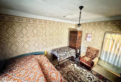 Casă cu 4 camere în Uiești