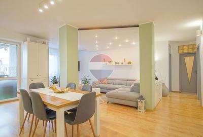 Apartament cu 4 camere decomandat în Centrul Civic