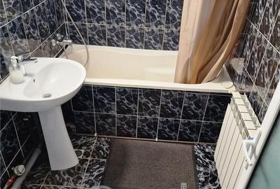 Apartament cu 3 camere decomandat în Cug