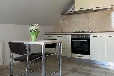 Apartament cu 2 camere decomandat, mobilat în Central - 1