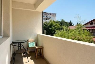 Apartament cu 2 camere decomandat în Roșu