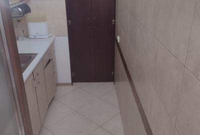 Apartament cu 3 camere semidecomandat în Rahova - 7