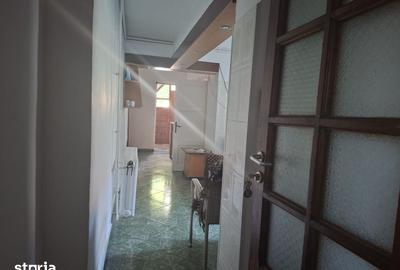 Casă cu 8 camere cu Teren 211 Mp în Mărășești - 9