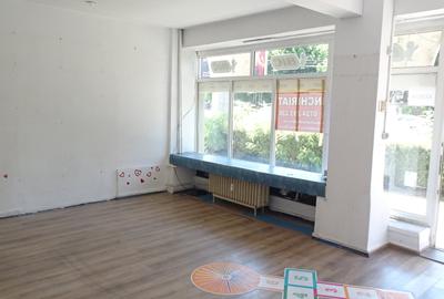 Spațiu comercial, de 40 mp, în Progresul - 6