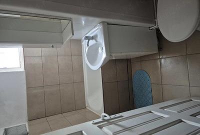 Garsonieră decomandată în Central - 2