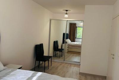 Apartament cu 2 camere decomandat în Theodor Pallady