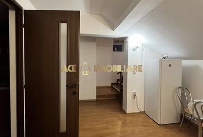 Apartament cu 4 camere decomandat, mobilat în Unirii