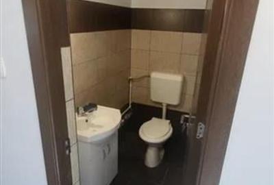 Apartament cu 3 camere decomandat în Giurgiului - 4