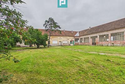 Casă individuală cu 15 camere cu Teren 1828 Mp în Neudorf - 1