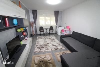 Apartament cu 3 camere în Central - 1