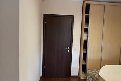Apartament cu 3 camere decomandat, mobilat în Central - 6