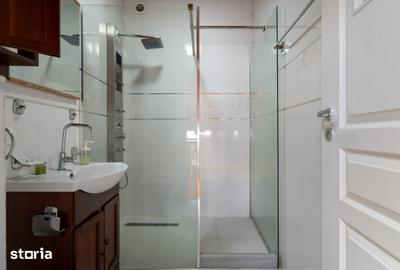 Apartament cu 2 camere, mobilat în Parcul Carol