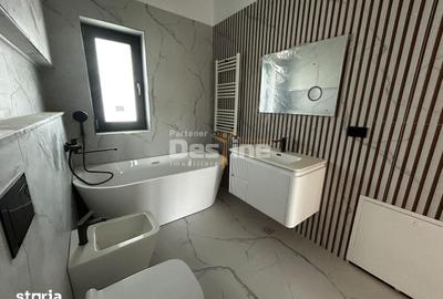 Casă cu 4 camere cu Teren 450 Mp în Rediu - 14