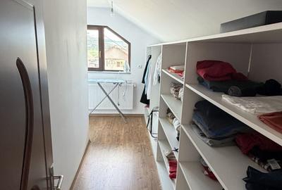 Casă cu 7 camere cu Teren 2300 Mp în Mintiu Gherlii - 10