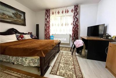 Casă individuală cu 8 camere cu Teren 300 Mp în Lunca Cetățuii - 2