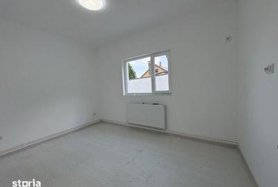 Casă cu 2 camere cu Teren 300 Mp în Ciurea - 2