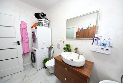 Apartament cu 2 camere decomandat în Faleză