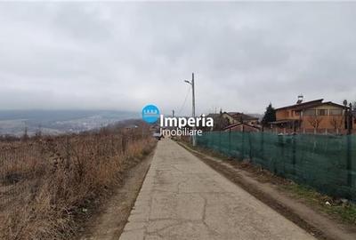 Teren Construcții intravilan de 2826 mp, în Bucium