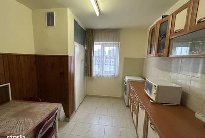 Apartament cu 3 camere decomandat în Micălaca