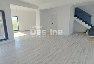 Casă individuală cu 4 camere cu Canalizare în Miroslava - 5