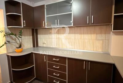 Apartament cu 2 camere semidecomandat, mobilat în Decebal - 16