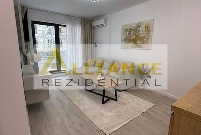 Garsonieră decomandată în Central