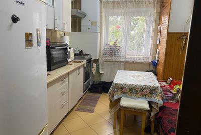 Apartament cu 3 camere decomandat în Zorilor - 1