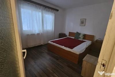 Apartament cu 3 camere decomandat în Complex Studențesc