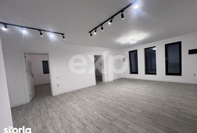 Casă cu 4 camere cu Teren 400 Mp în Războieni - 2