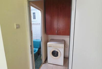 Apartament cu 2 camere decomandat în Malu Roșu
