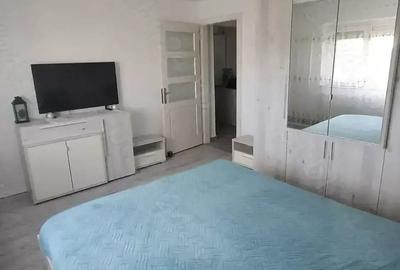 Apartament cu 2 camere decomandat în Central - 2