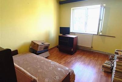 Apartament cu 3 camere decomandat în Unirii Sud - 3