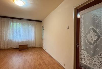 Apartament cu 2 camere decomandat în Crângași - 4