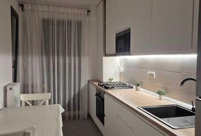 Apartament cu 2 camere în Uverturii