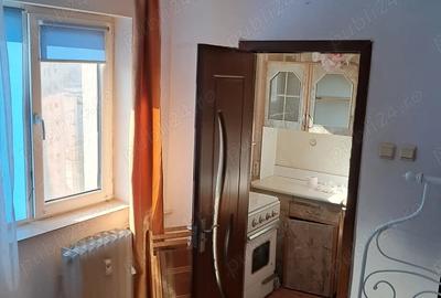 Garsonieră semidecomandată în Titan
