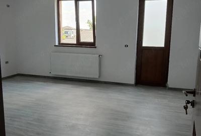 Casă cu Teren 120 Mp în Haliu - 2