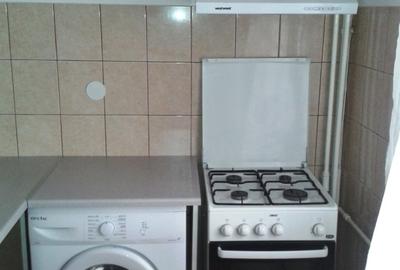 Garsonieră decomandată în Berceni