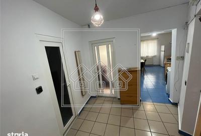 Apartament cu 2 camere decomandat în Ștrand - 1