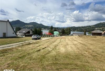 Teren de 1400 mp, în Central